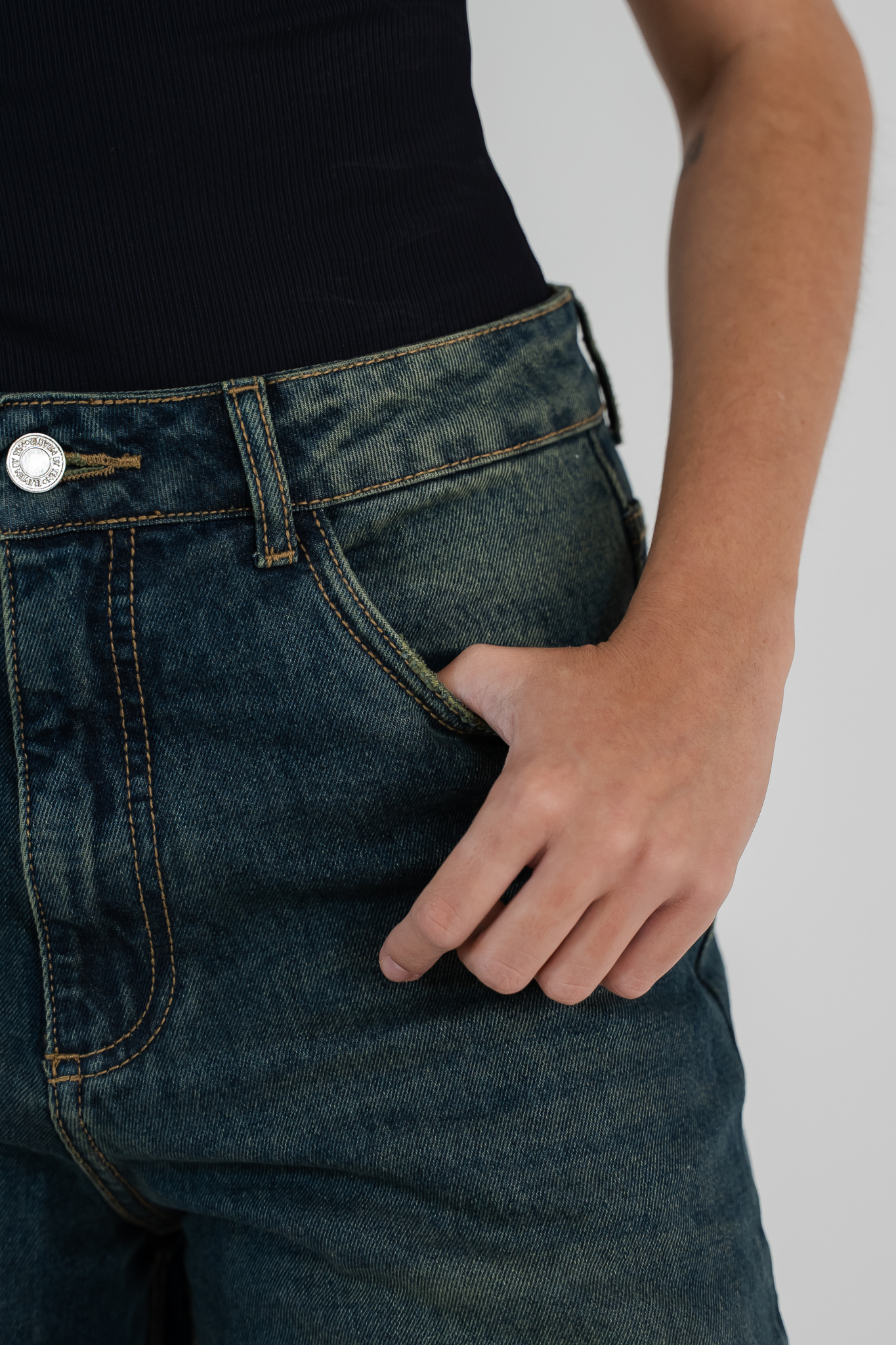 JEANS LUMA ESCURO