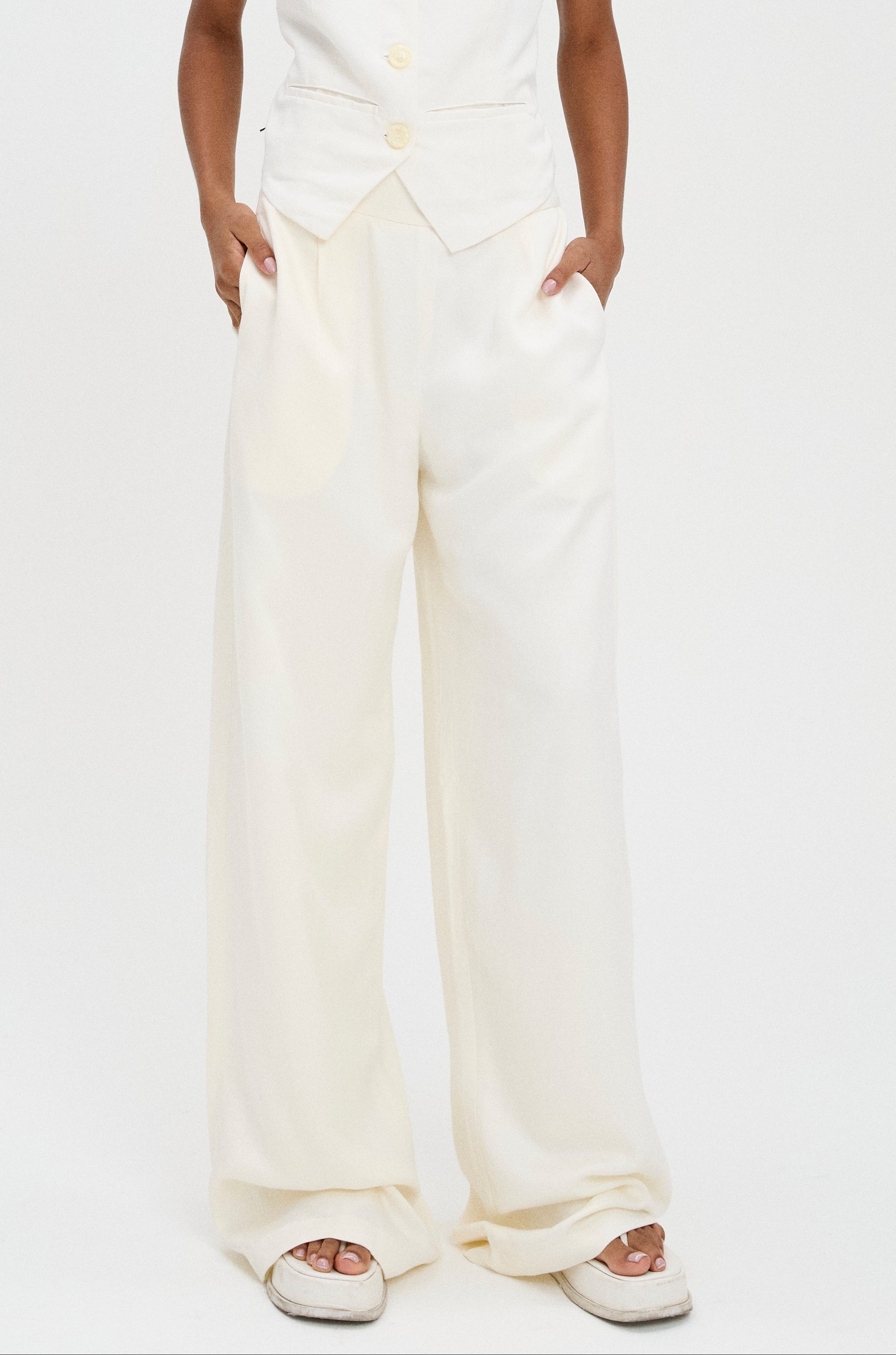 PANTALONA CAPRI